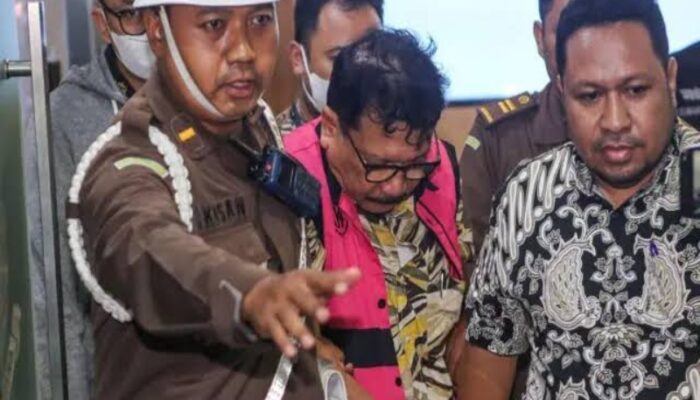 Tanpa Ada Perlawanan, Kejati  Jatim Tangkap Ronald Tannur di Pakuwon City  Surabaya