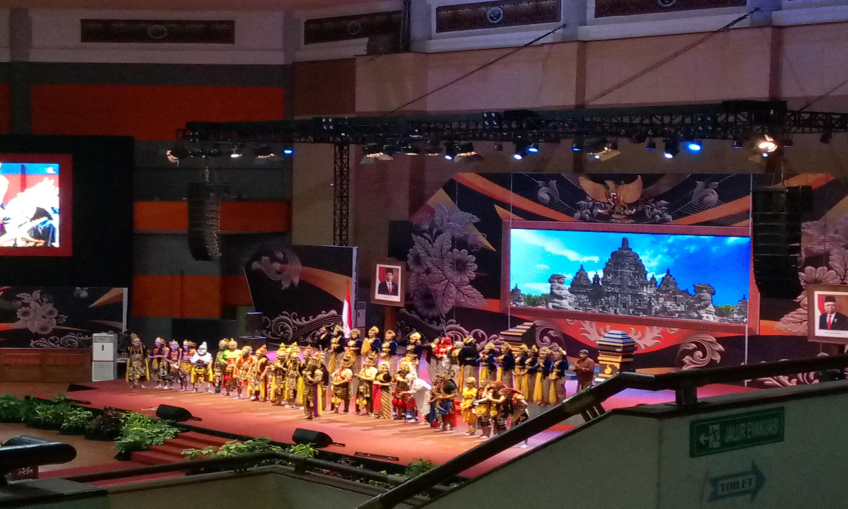 Pergelaran Cakramastaka Sendratari Ramayana_ Puncak Lustrum XIV dan Dies Natalis ke-70 Universitas Negeri Malang (@Muhammad Ardhan Syaffarudin Reva)