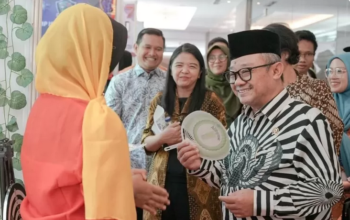 Pernyataan Terbaru Mendikdasmen Abdul Mu’ti Soal Kenaikan Gaji Guru, Honorer Bisa Senang