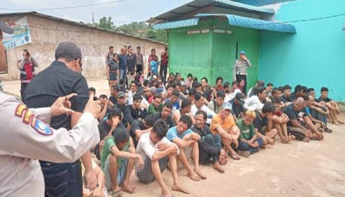 Polda Kepri Lakukan Operasi Gabungan di Kampung Aceh, 80 Orang Kedapatan  Positif Pakai Narkoba